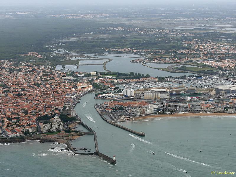 La Rochelle vu d'en haut, Côte vendéenne, île de Noirmoutier,île d'Yeu, vues d'avion
