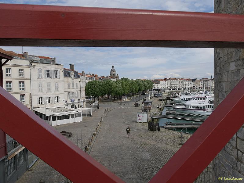 La Rochelle vu d'en haut, cours des Dames et tour de la Chaîne