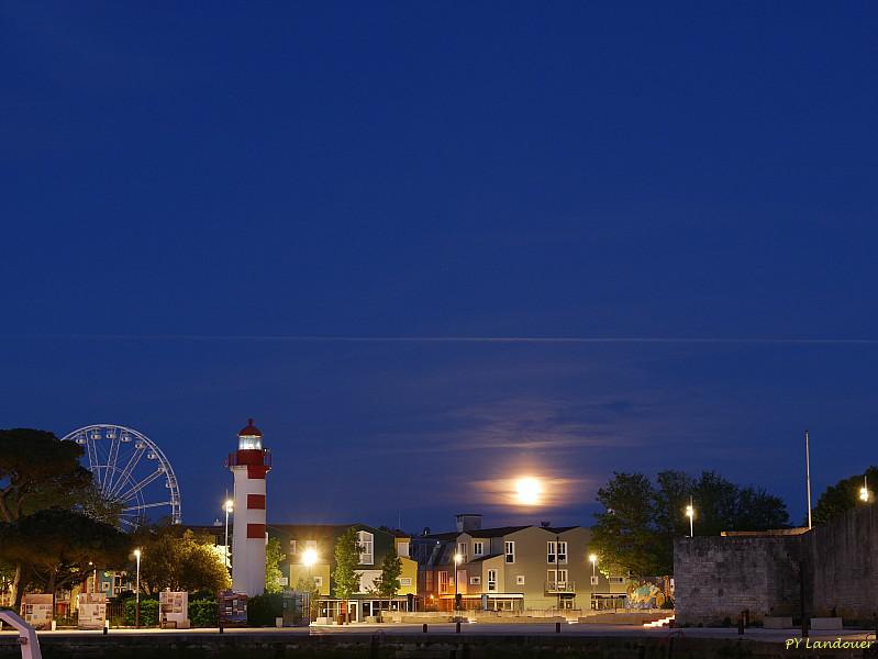 La Rochelle vu d'en haut, cours des Dames et tour de la Chaîne