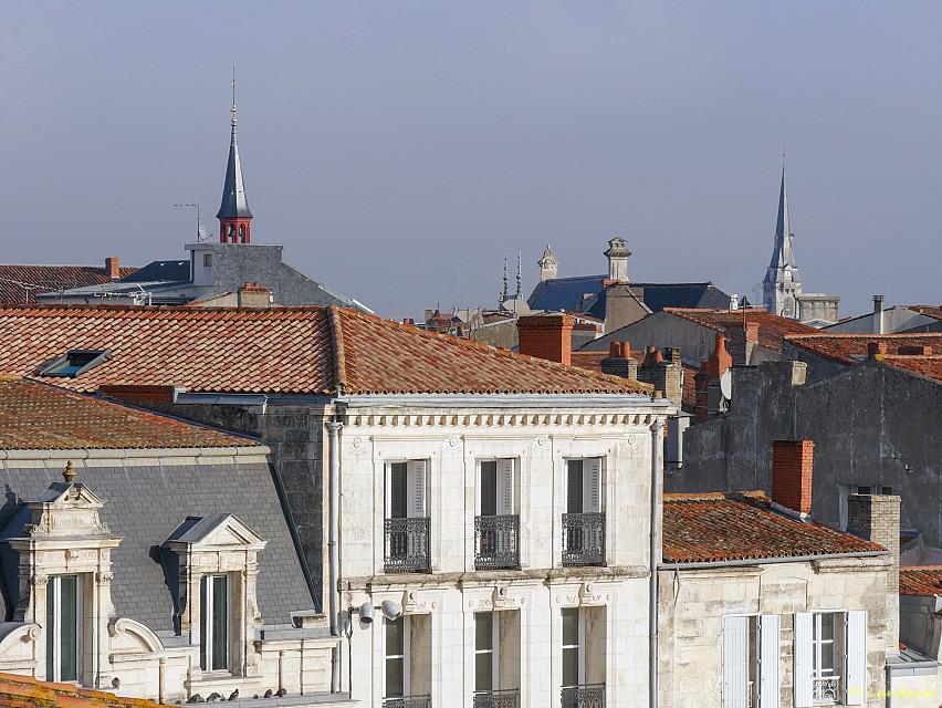 La Rochelle vu d'en haut, 14 cours des Dames