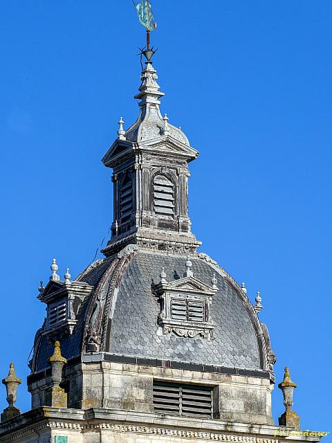 La Rochelle vu d'en haut, 14 cours des Dames
