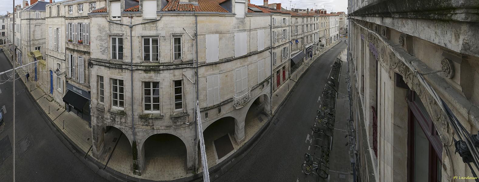 La Rochelle vu d'en haut, 11 rue Dupaty