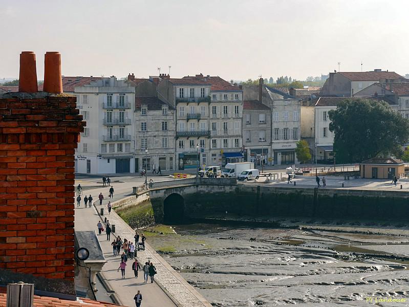 La Rochelle vu d'en haut, 1 rue de la Grosse Horloge