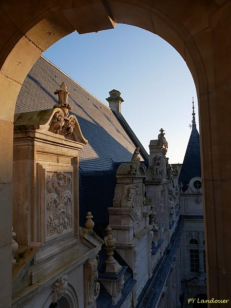 La Rochelle vu d'en haut, Hôtel de Ville, la cour