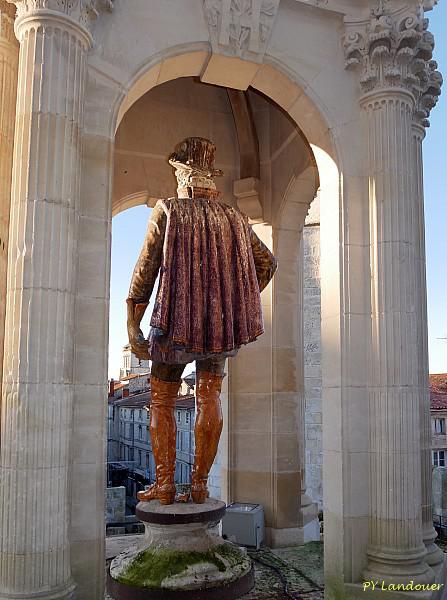 La Rochelle vu d'en haut, Hôtel de Ville, la cour