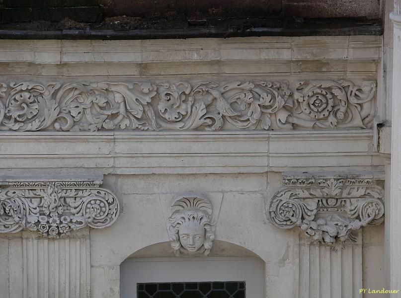 La Rochelle vu d'en haut, Hôtel de Ville, la cour