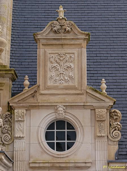 La Rochelle vu d'en haut, Hôtel de Ville, la cour
