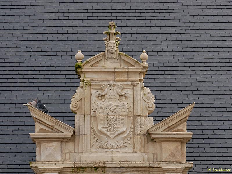 La Rochelle vu d'en haut, Hôtel de Ville, la cour