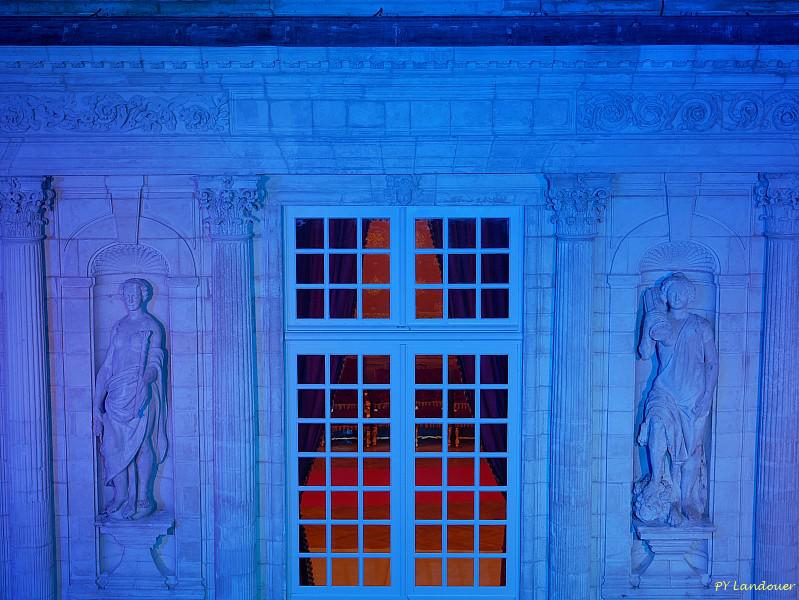 La Rochelle vu d'en haut, Hôtel de Ville, la cour