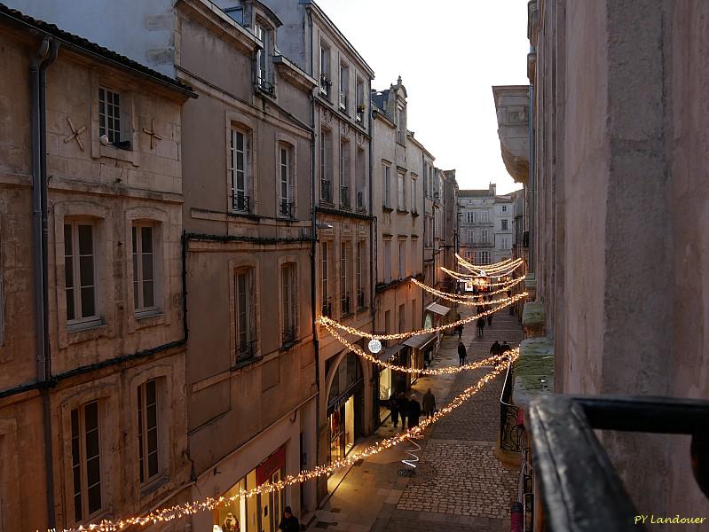 La Rochelle vu d'en haut, Hôtel de Ville, Rue des Gentilshommes