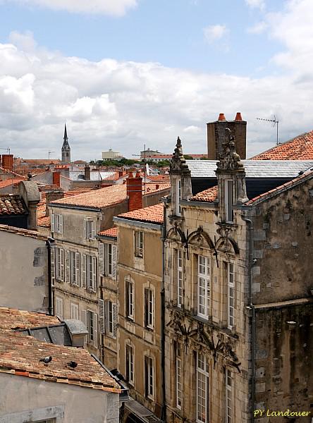 La Rochelle vu d'en haut, Hôtel de Ville, Rue des Gentilshommes