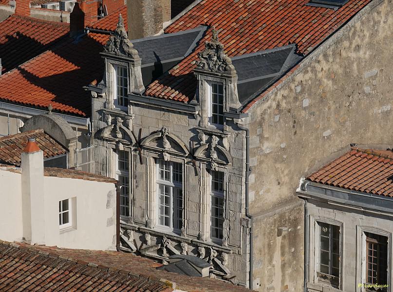 La Rochelle vu d'en haut, H&ocirc;tel de Ville, vues depuis la grue