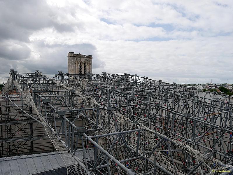 La Rochelle vu d'en haut, Hôtel de Ville, vues depuis le parapluie du chantier