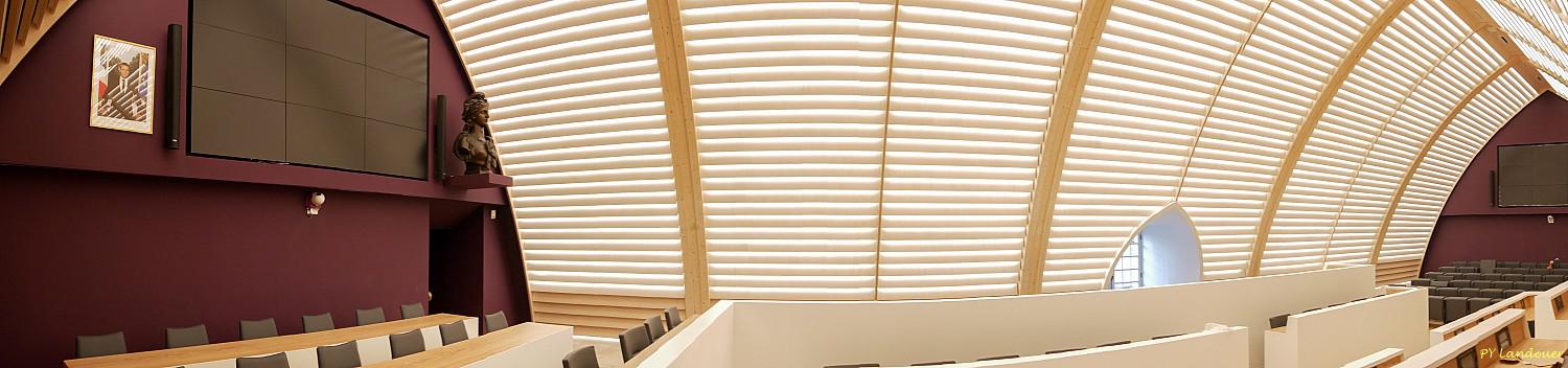 La Rochelle vu d'en haut, Hôtel de Ville