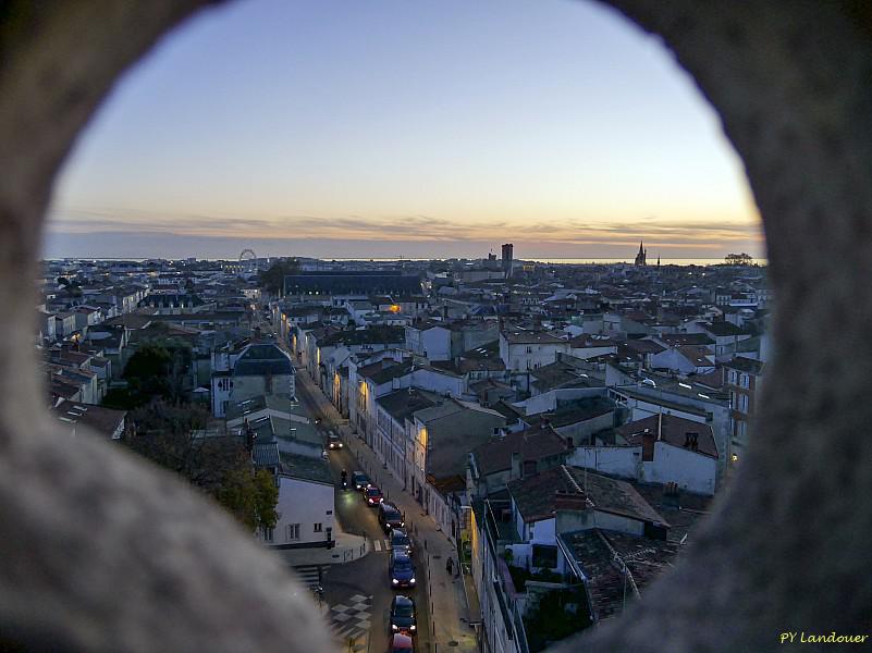 La Rochelle vu d'en haut, Notre-Dame, nuit