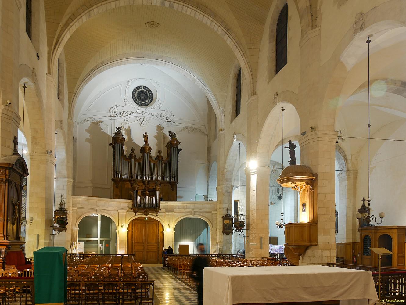 La Rochelle vu d'en haut, Église Saint-Sauveur