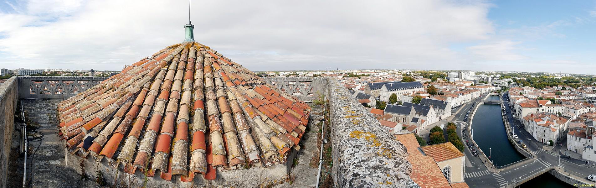 La Rochelle vu d'en haut, Tour Saint-Sauveur
