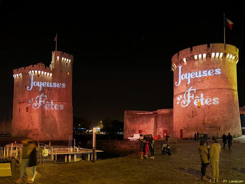 La Rochelle vu d'en haut, Tours de la Cha&icirc;ne et Saint-Nicolas