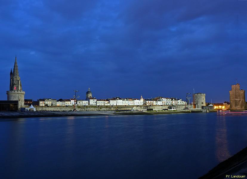 La Rochelle vu d'en haut, Tours de la Cha&icirc;ne et Saint-Nicolas